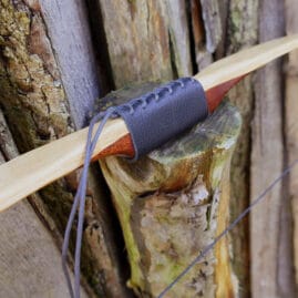 Voorbeeld van een zelfgemaakte houten buig met het DIY doe-het-zelf pakket van Houtkoorts.